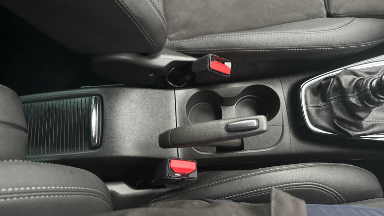 Vauxhall Crossland 1.5 Turbo D Ultimate 5dr Diesel Hatchback